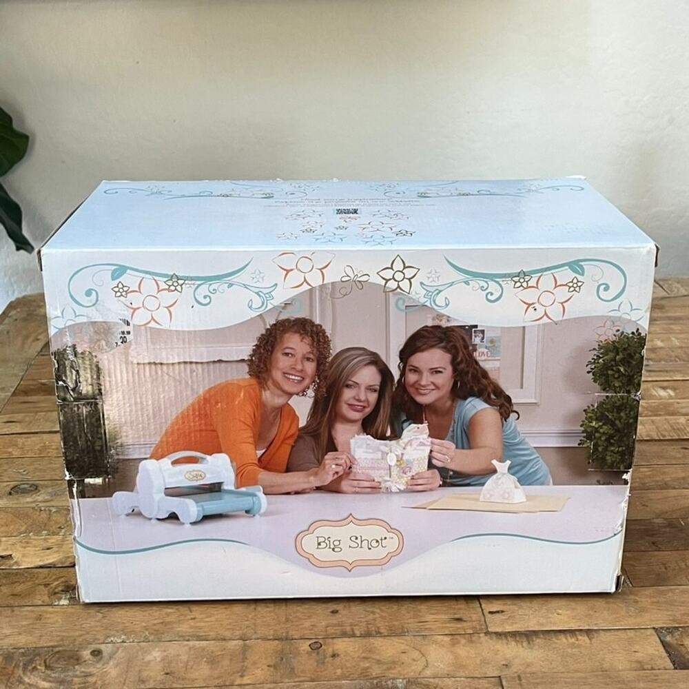 New In box Sizzix Big Shot Manual Die Cutting and Embossing Machine See Details